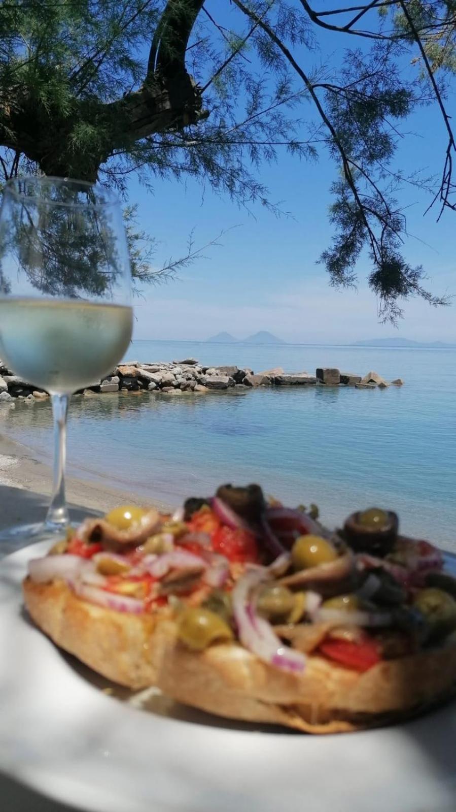 Testa Di Monaco Natural Beach Capo dʼOrlando Eksteriør billede